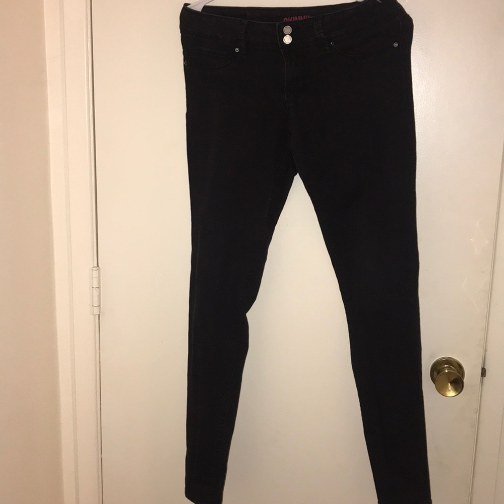 Black skinny jeans